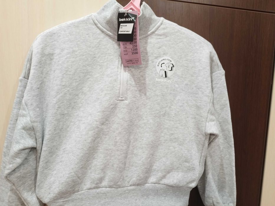 Спортивний костюм для дівчинки