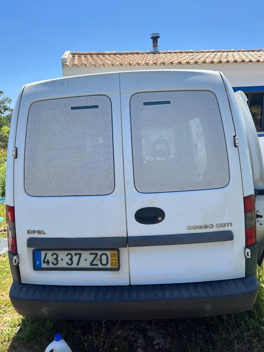 Opel Combo bem conservado