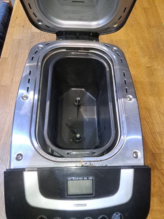 Хлібопічка Gorenje bm 1200 bk