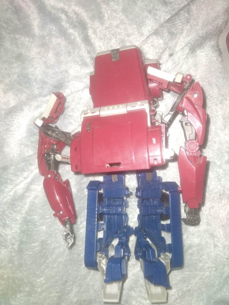 Transformers Optimus