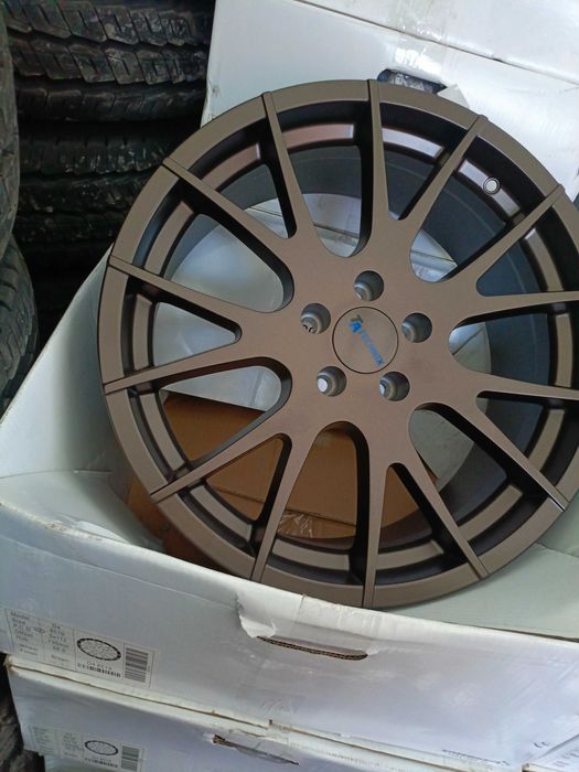 Nowe felgi aluminiowe 8,5jx19 et35 5x112 Technix Audi Vw  Mercedes