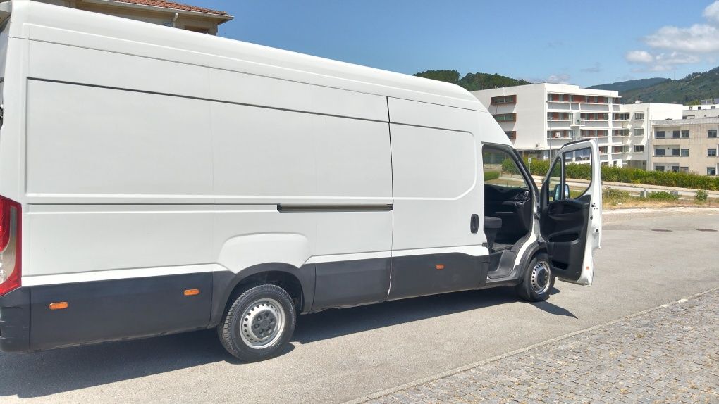 Iveco Daily Longa