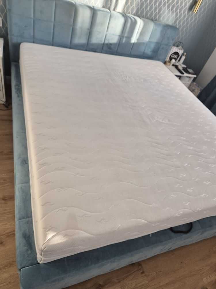 Materac 180x200 wysoki, średnio twardy H2