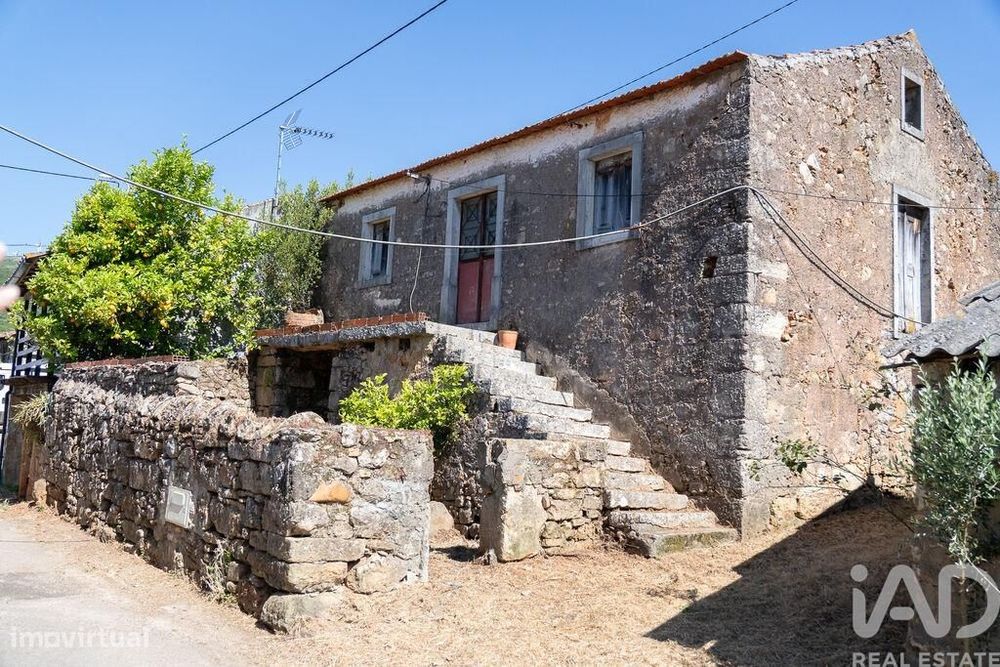 Casa / Villa em São Miguel, Santa Eufémia e Rabaçal de 141,00 m2