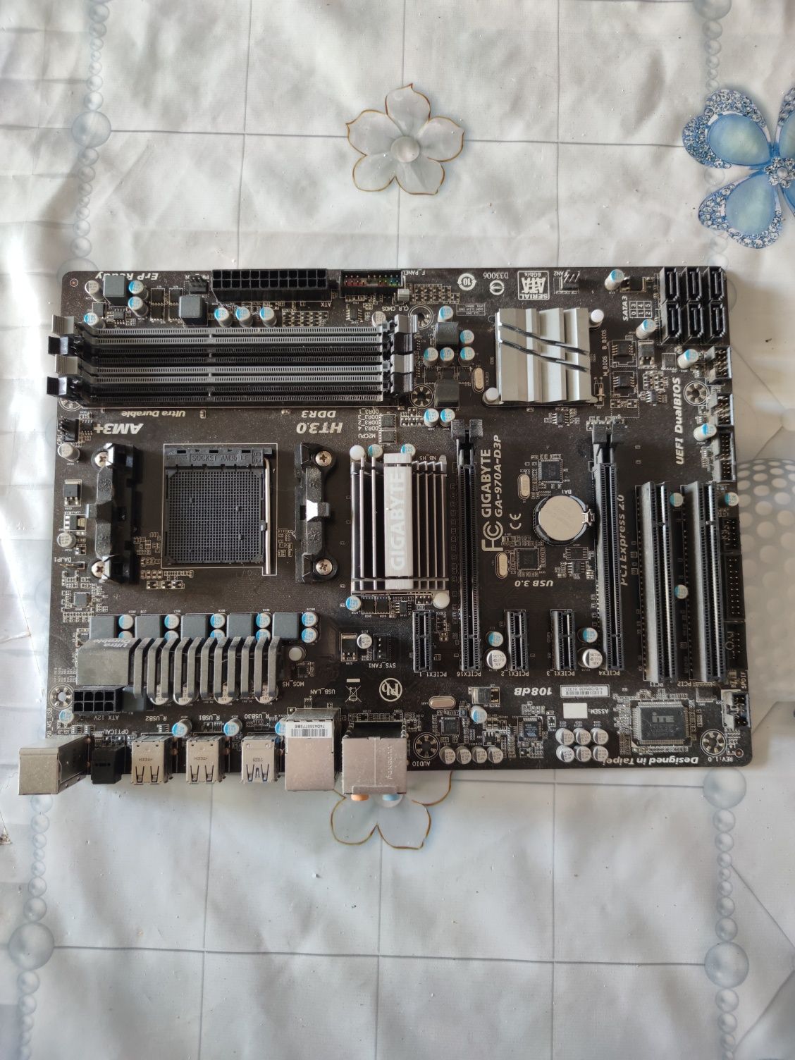 Gigabyte GA-970A-D3P rev.1.0