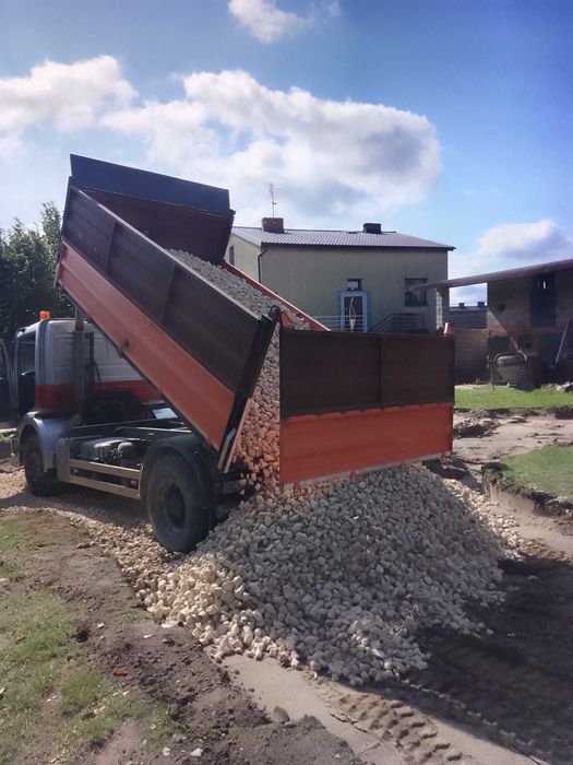 Przewóz osób i materiałów sypkich