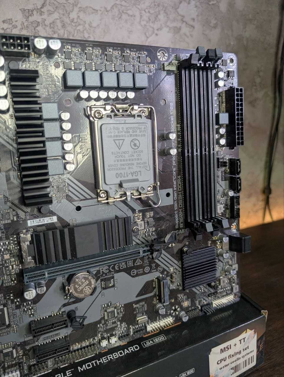 Материнська плата Gigabyte B760M DS3H DDR4 (LGA1700) 12-13-14 Intel