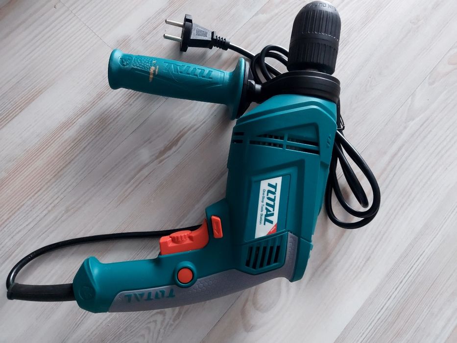 Дрель TOTAL Новая