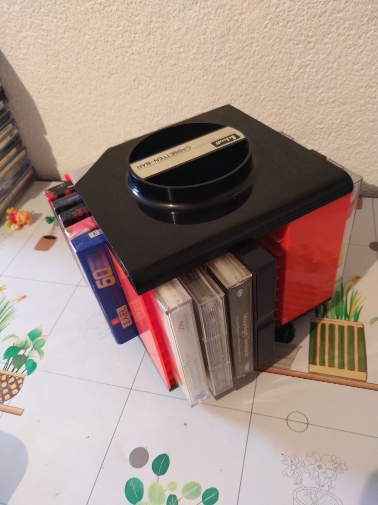 Kasety magnetofonowe pudełko