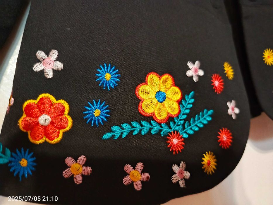 Піджак жакет вишитий вишиванка дитяча