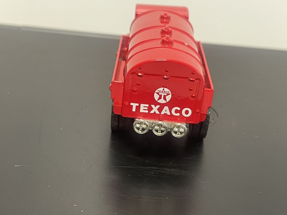 Модель авто Matchbox Mack Tanker Texaco колекційна