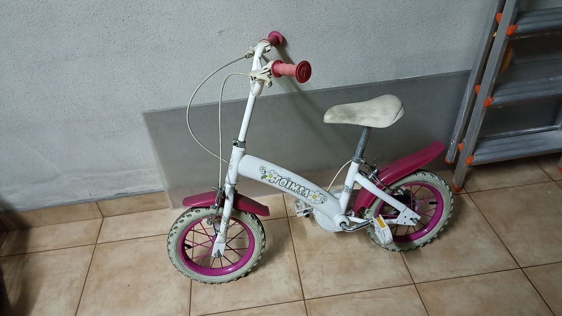 Bicicleta de menina