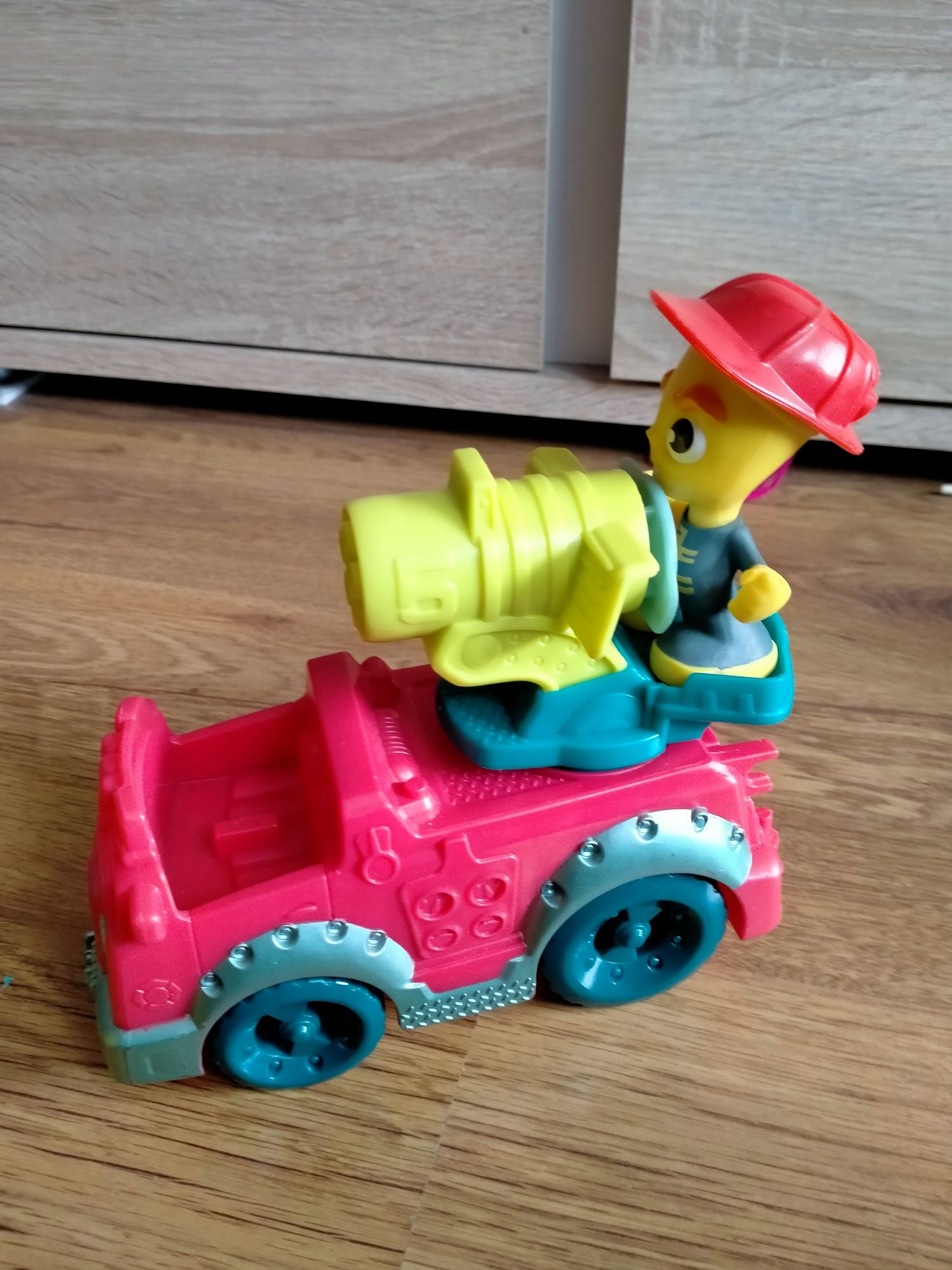 Playdoh play-doh Samochód strażacki
