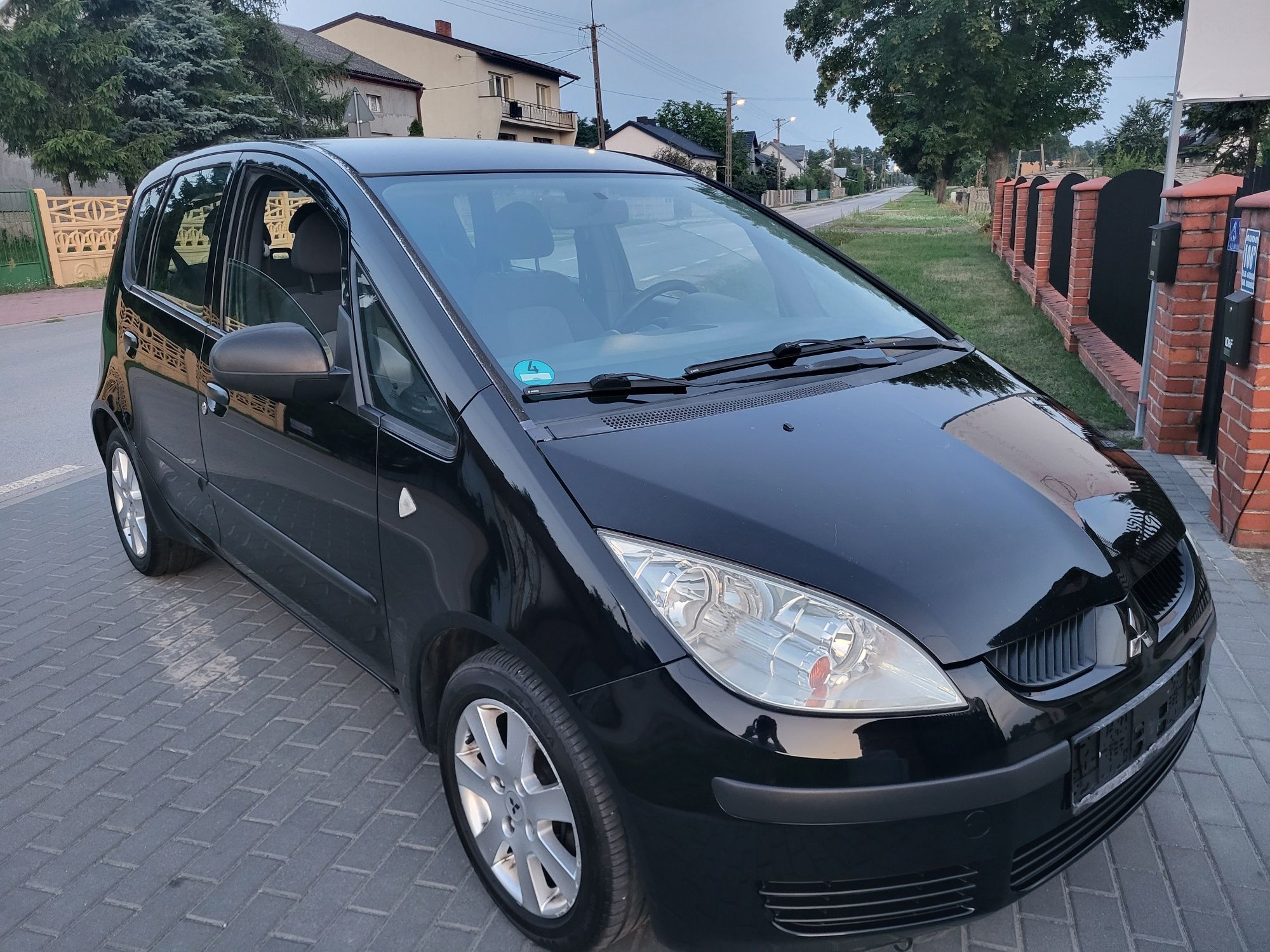 Mitsubishi Colt 2006 rok 1.1 benzyna a sprowadzony