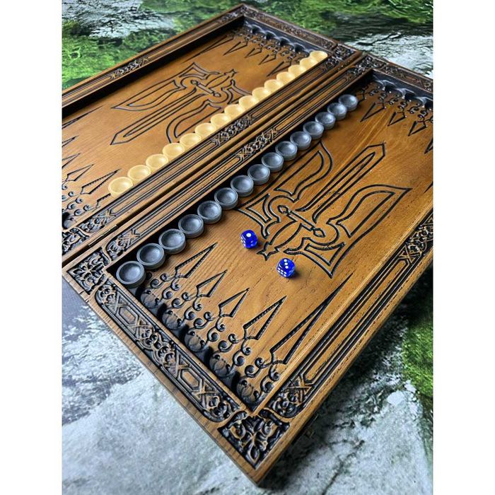 Шахи+нарди всередині, Тризуб України Нарди з шахами з дерева  2 в 1