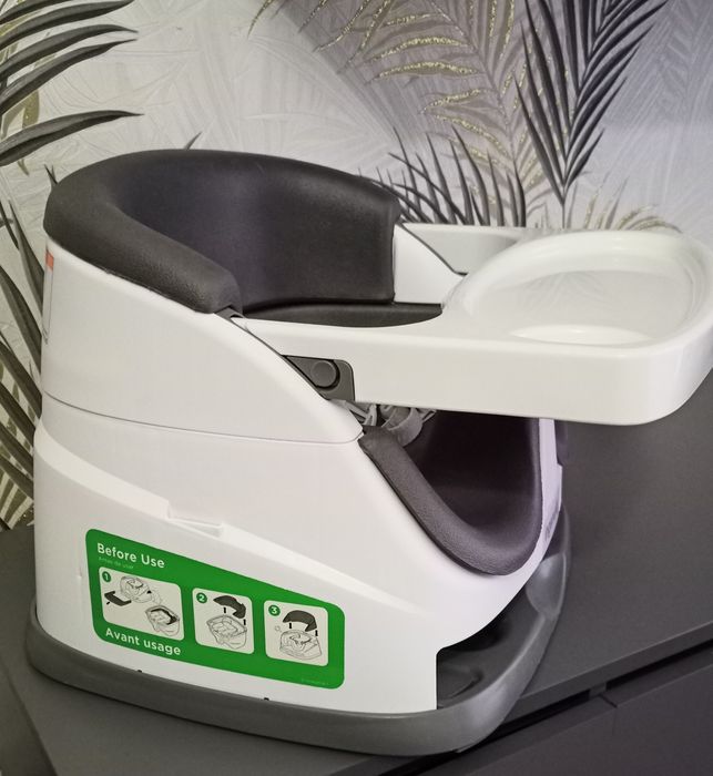 Дитяче сидіння-бустер Ingenuity Baby Base 2-in-1.