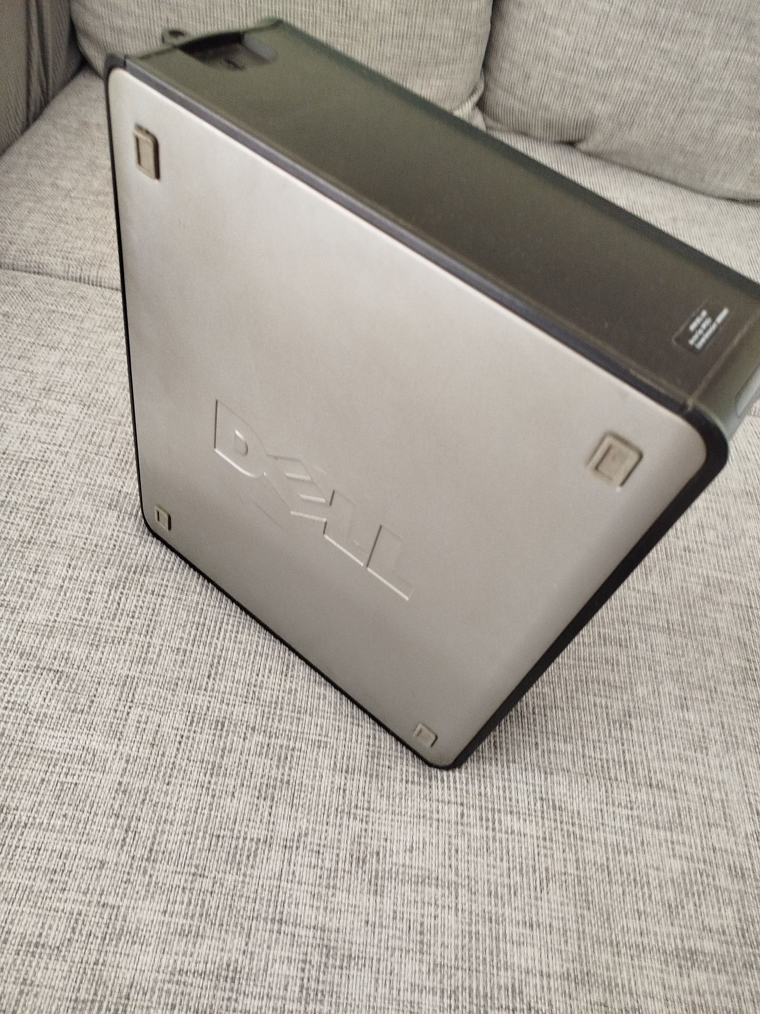 Komputer stacjonarny Dell OptiPlex 755
