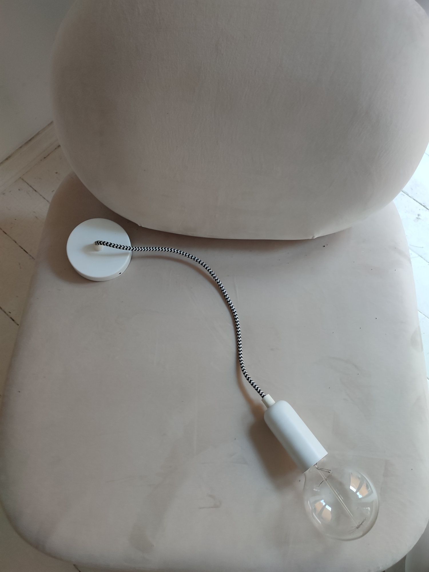 Lampa biała żarówka loft industrialna design