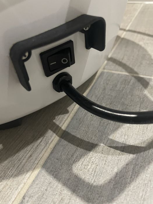 Рисоварка Russell Hobbs