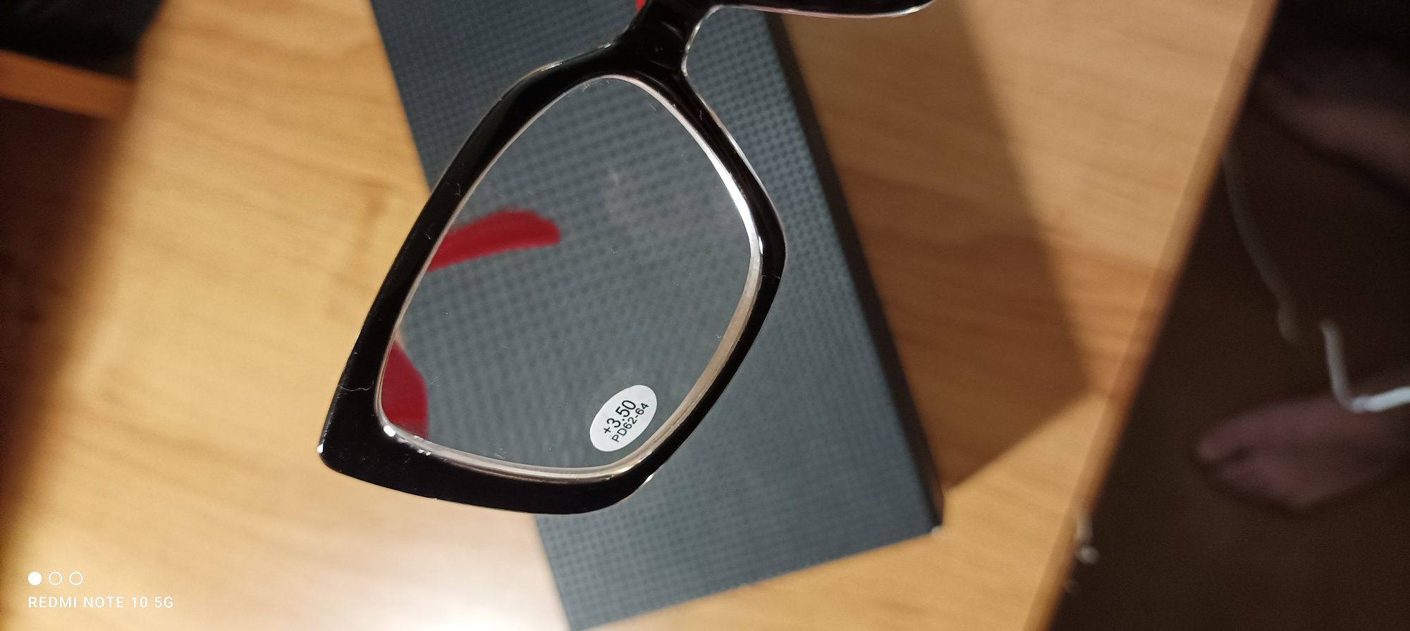 Продам стильные диоптрические очки +3.5