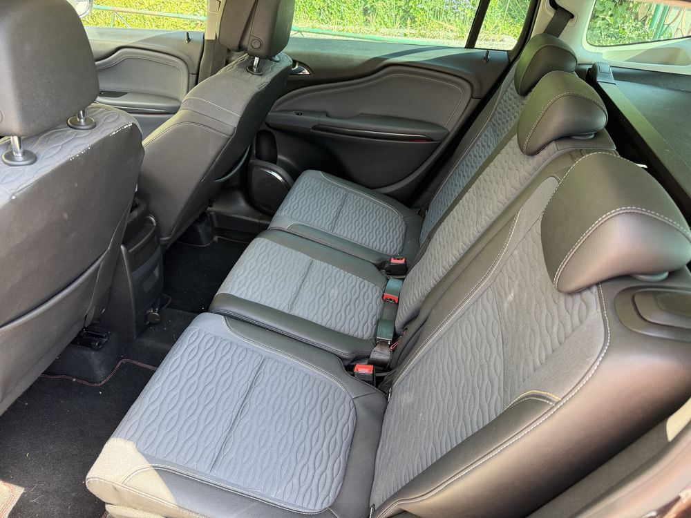 Opel Zafira C 7 miejsc w mega opcji zamiana Trafic Vivaro
