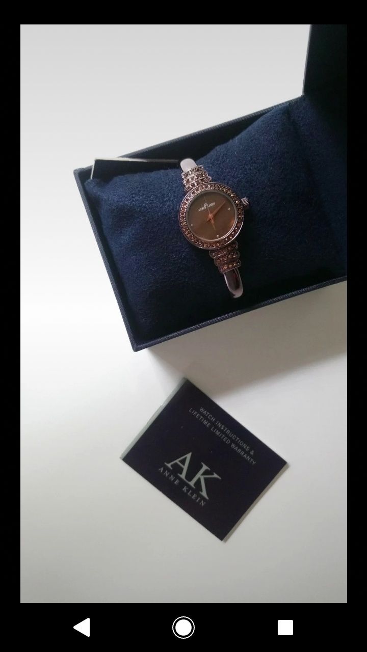 Zegarek z kryształami Swarovskiego i miedzianą tarczą Anne Klein z USA