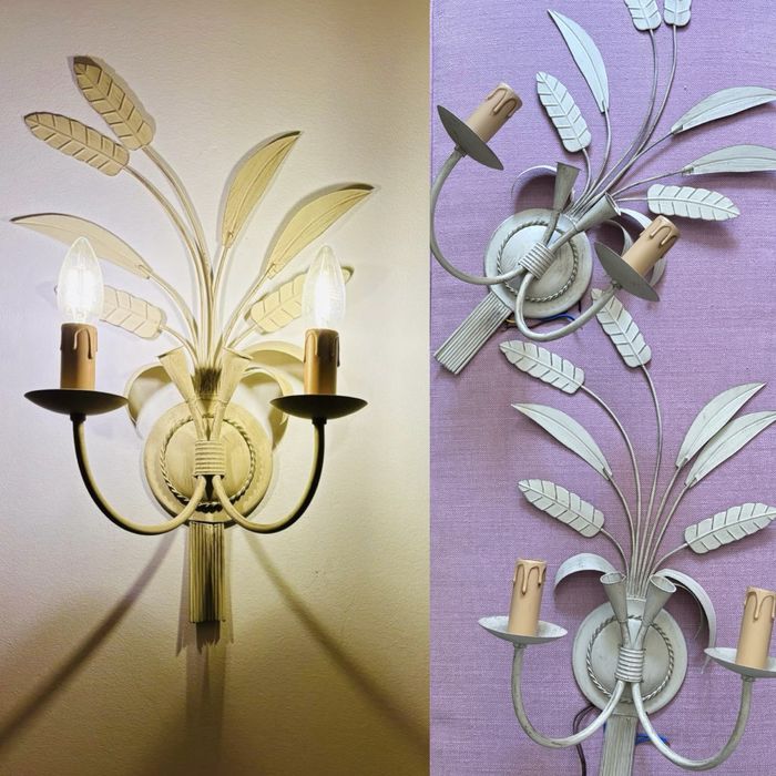 Par de candeeiros de parede