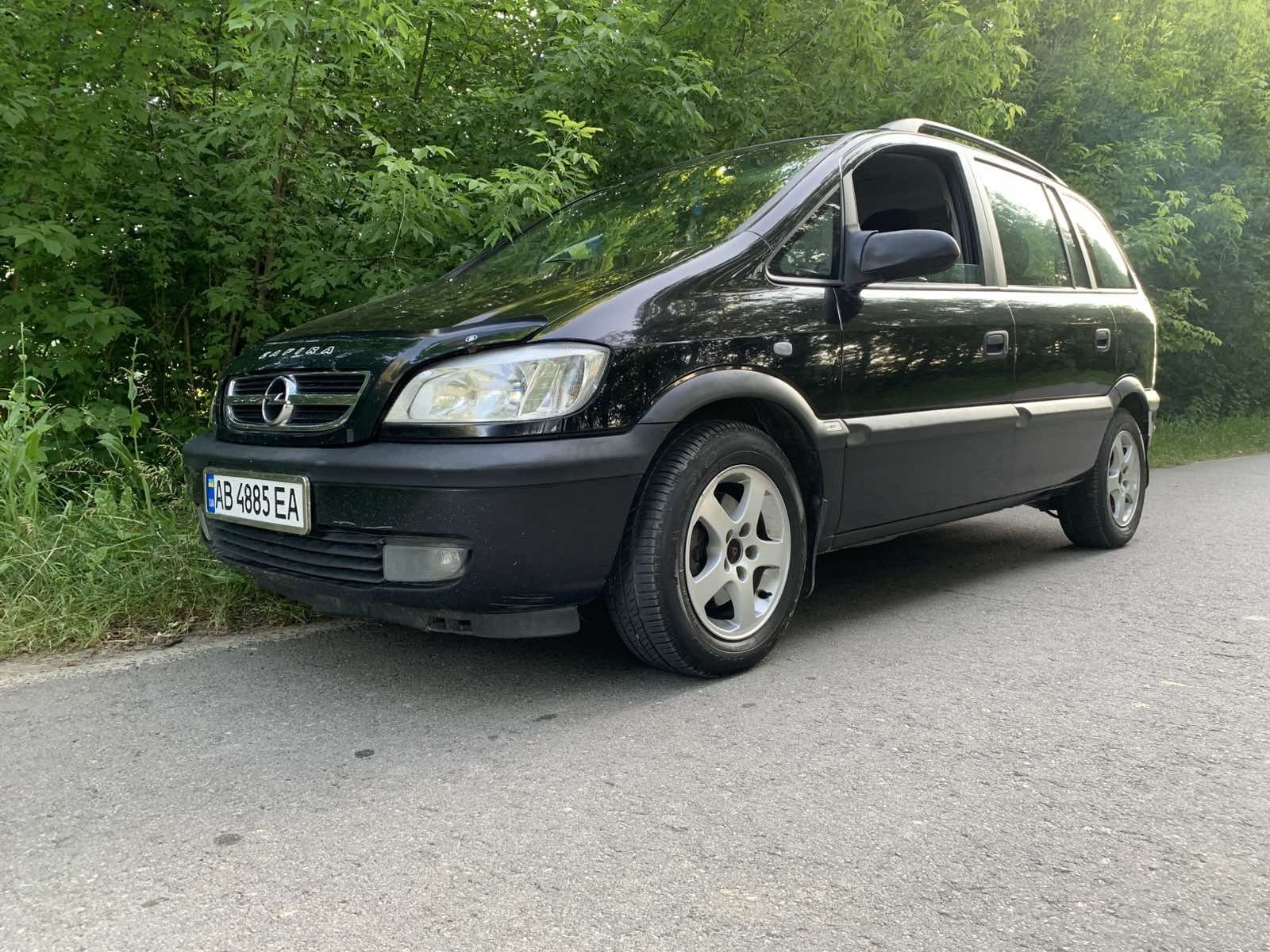 Продам Домашнє авто Опель Зафіра 2.0 дизель в чудовому стані