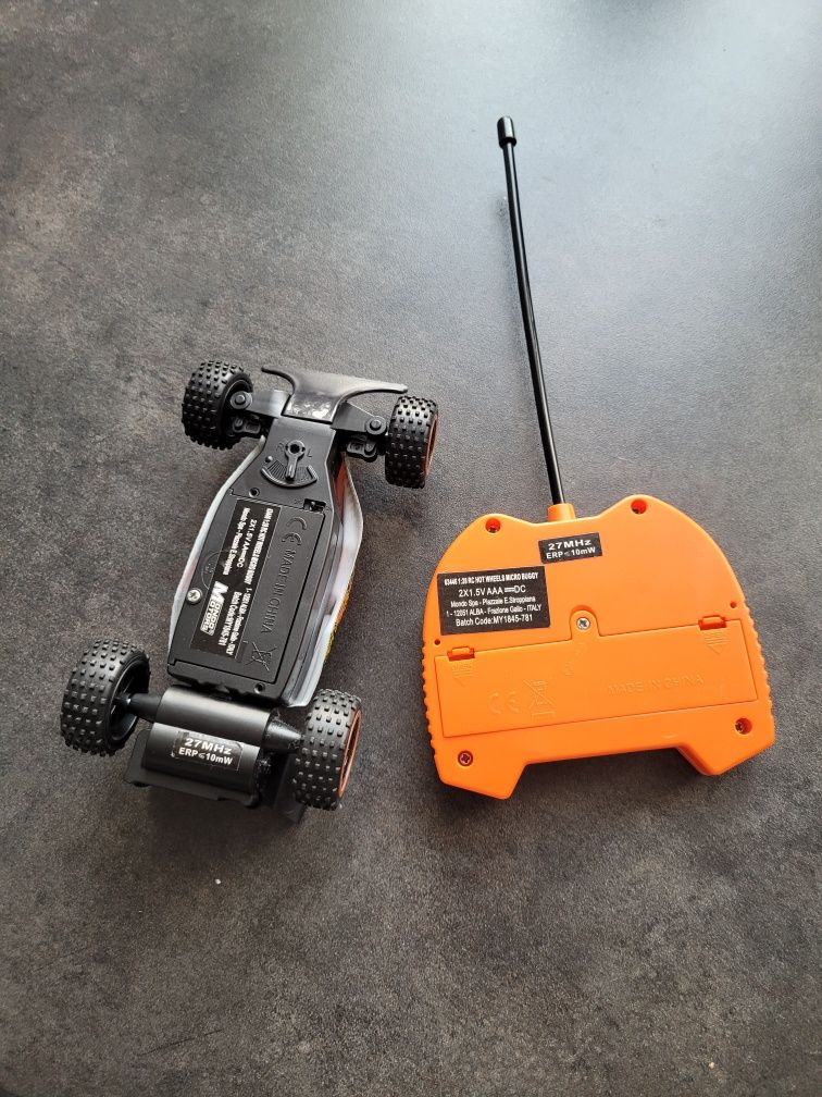 Hot Wheels Bugy mini.