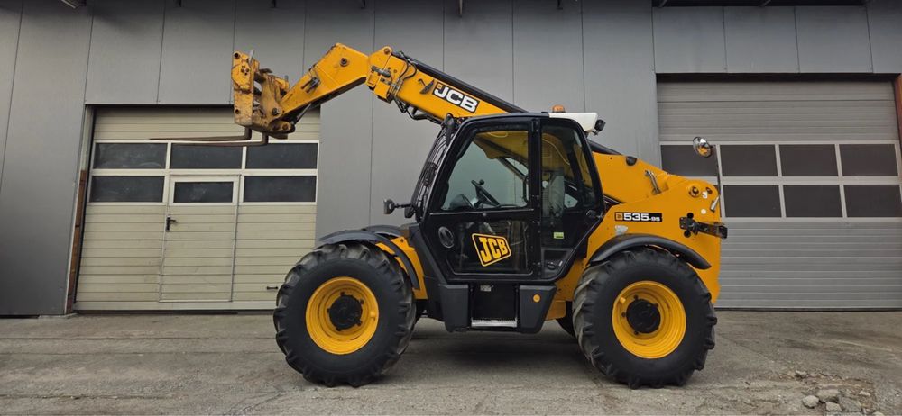 Навантажувач JCB 535-95 Agri
