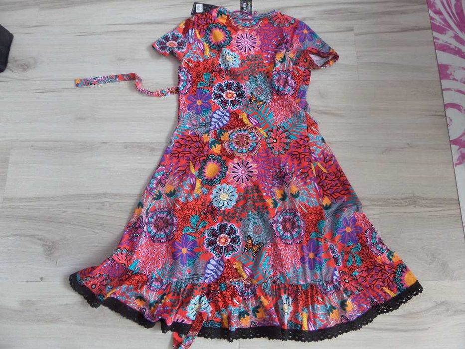 Vippi Design kolorowa zakładana sukienka 36/38