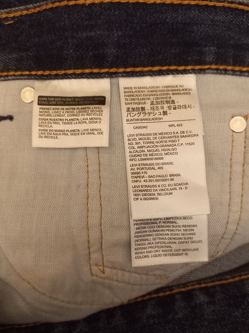 Продам мужские джинсы LEWI STRAUSS 505