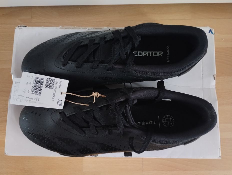 Buty piłkarskie halowe 40 Adidas Predator Accuracy.4 IN halówki