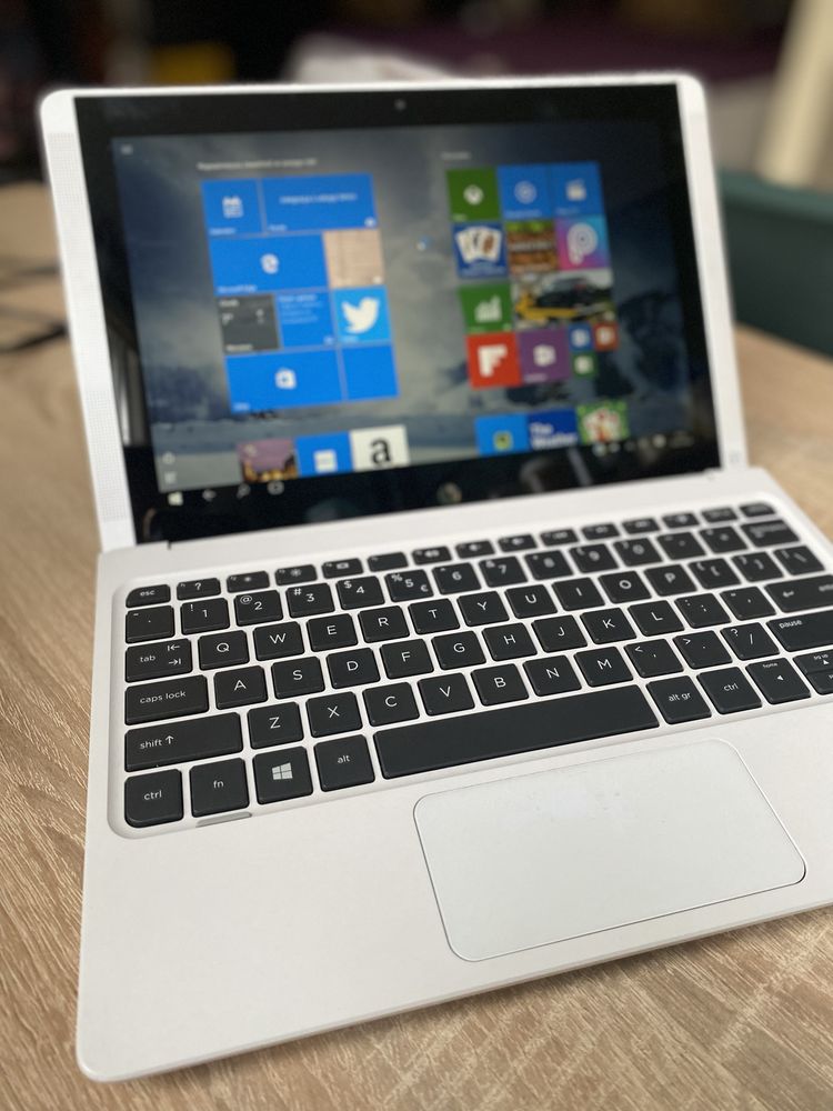 Laptop/ tablet 2 w 1 HP Pavilion x2 Detachable biały