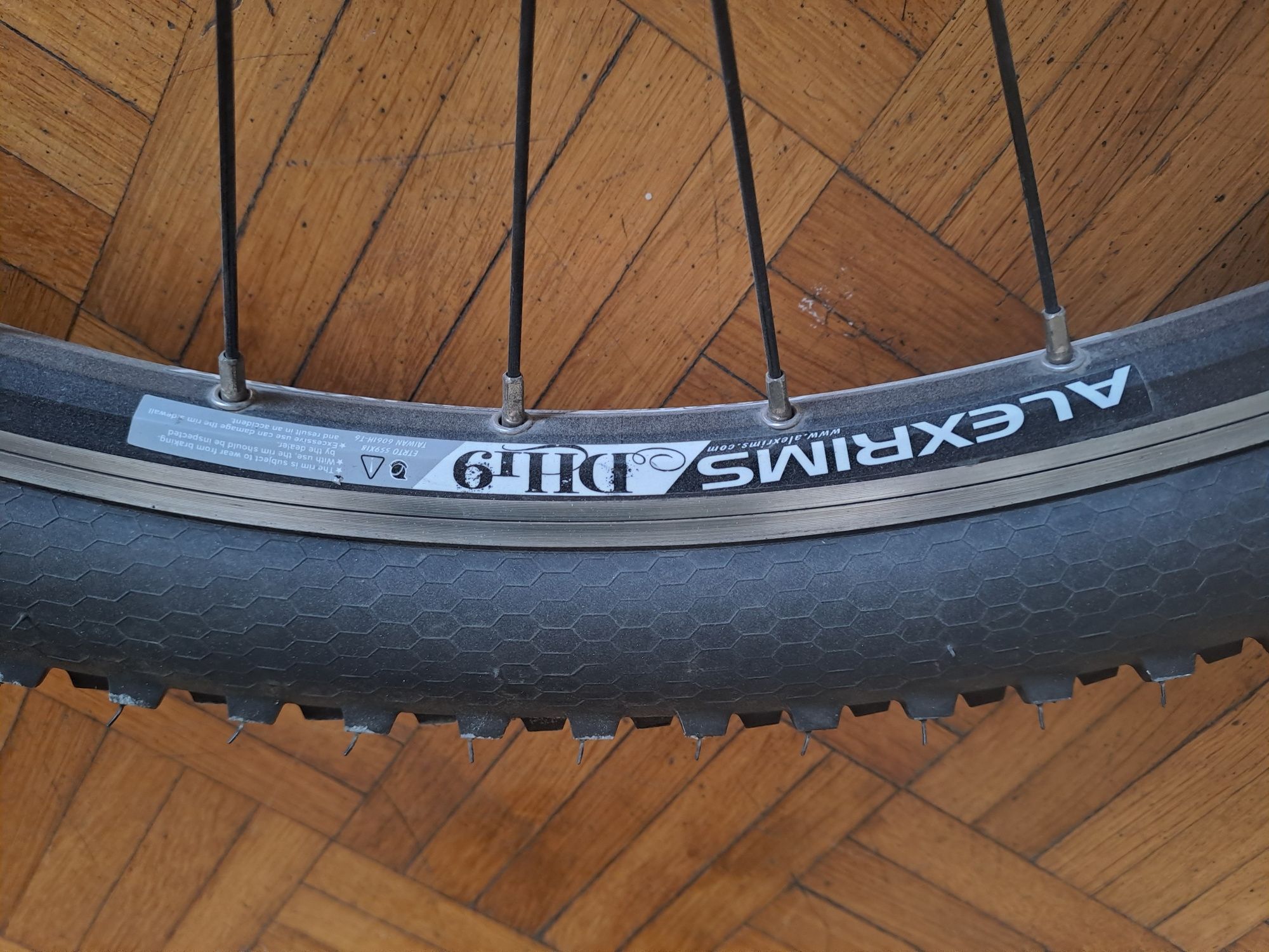 Koło rowerowe tylne 26 vbrake