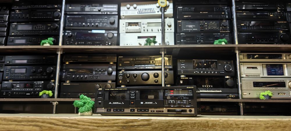 Касетний програвач JVC TD-W30