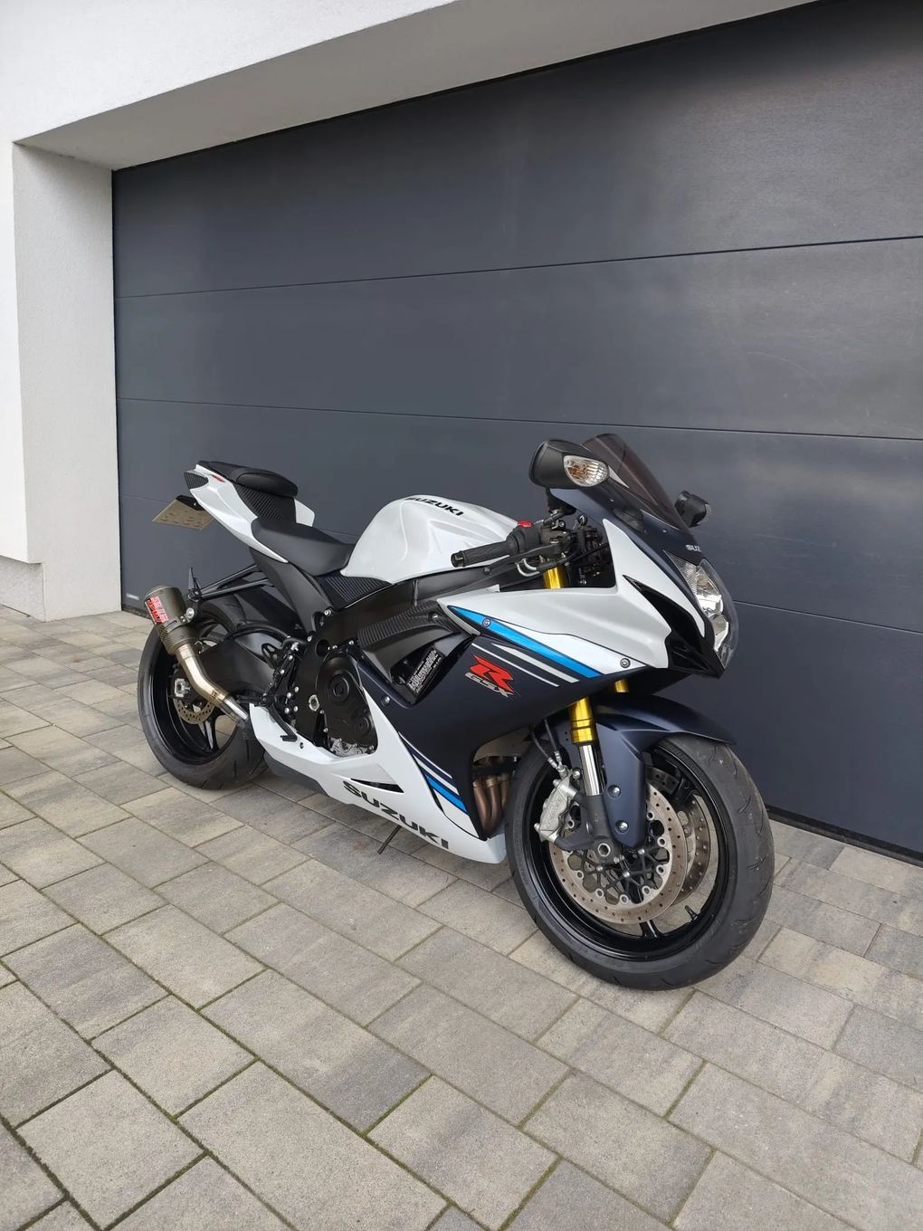 Suzuki GSX-R 750