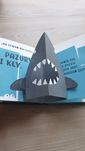 Co się kryje w wodzie książka pop up 3d