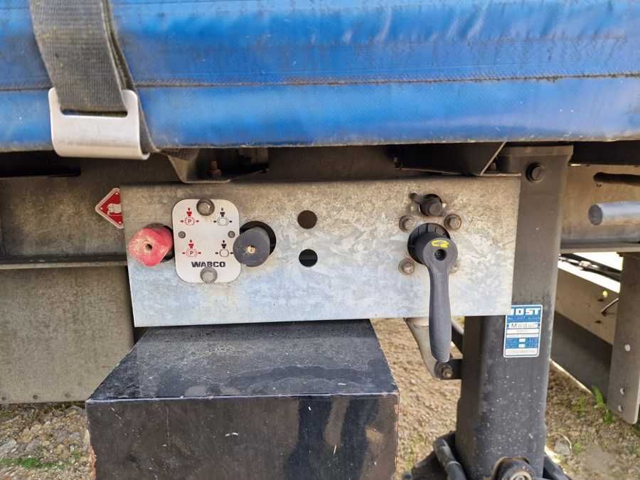 SEMI REBOQUE 18T – TETO ELEVÁVEL