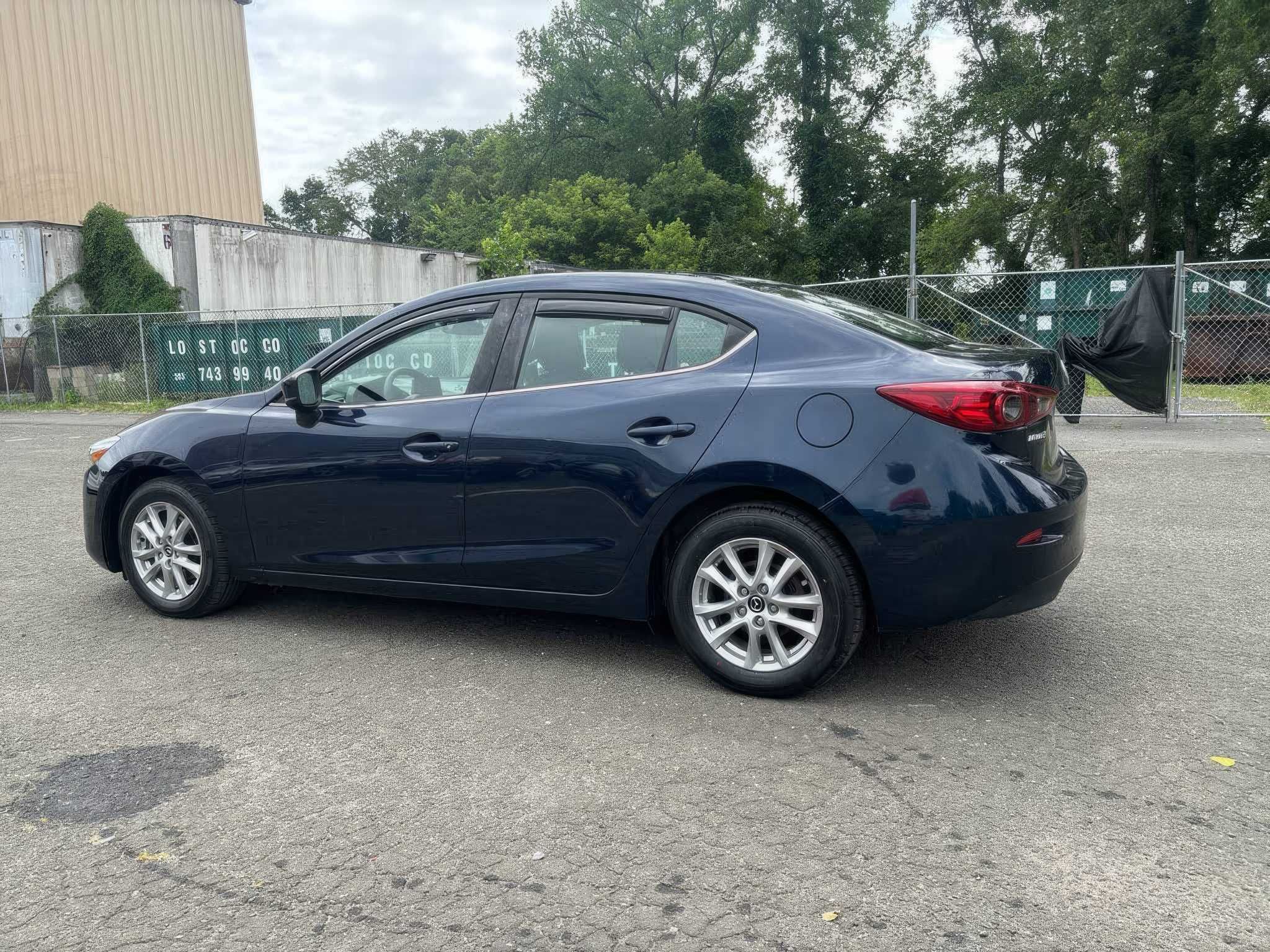 2017 Mazda MAZDA3