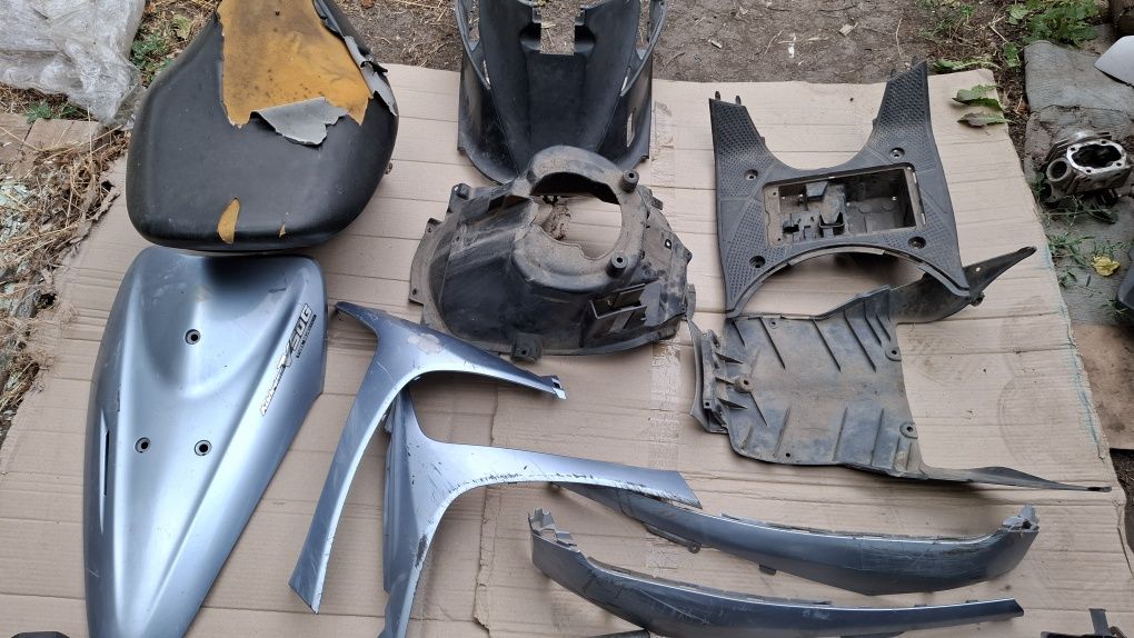 Пластик Suzuki Address V50 4Т, запчасти сузуки адрес 50 4Т