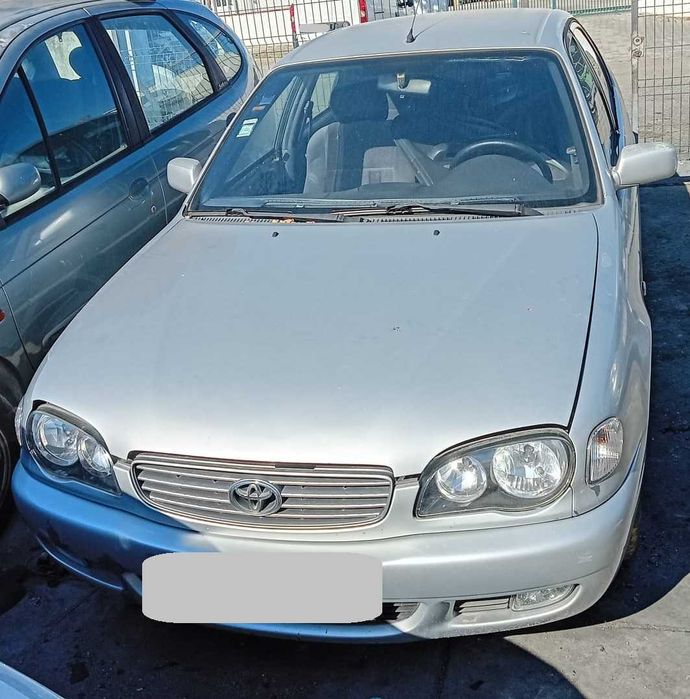 Toyota Corolla para peças