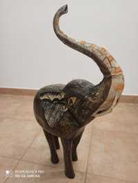 Elefante decorativo em ferro