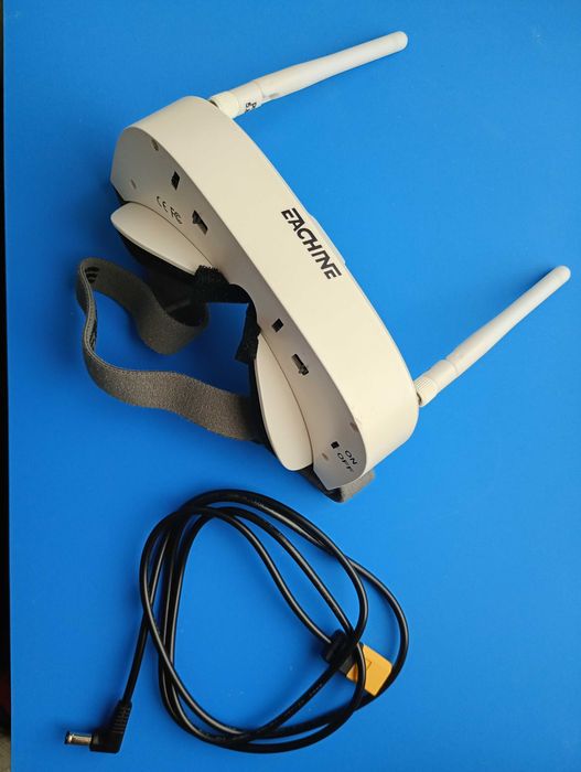 FPV окуляри Eachine EV100 5.8G 72CH