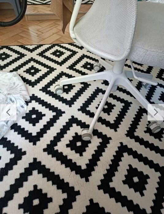 Dywan Ikea 200x300cm geometryczne wzory biały czarny