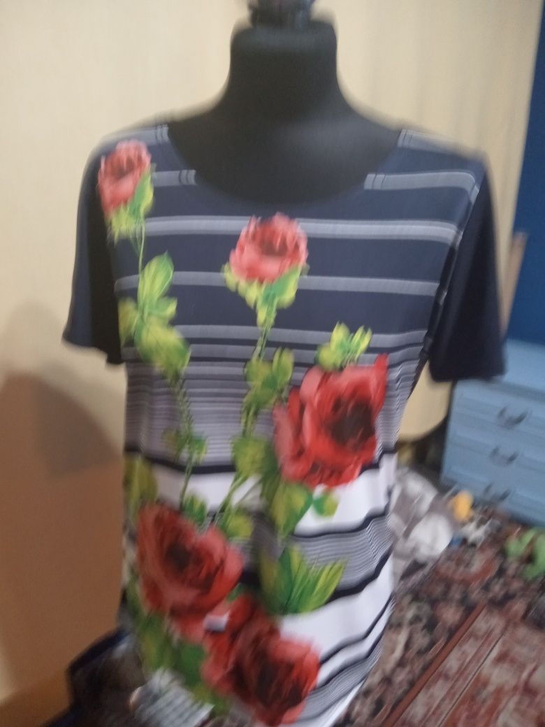 Bluzka krótki rękaw rozmiar 46
