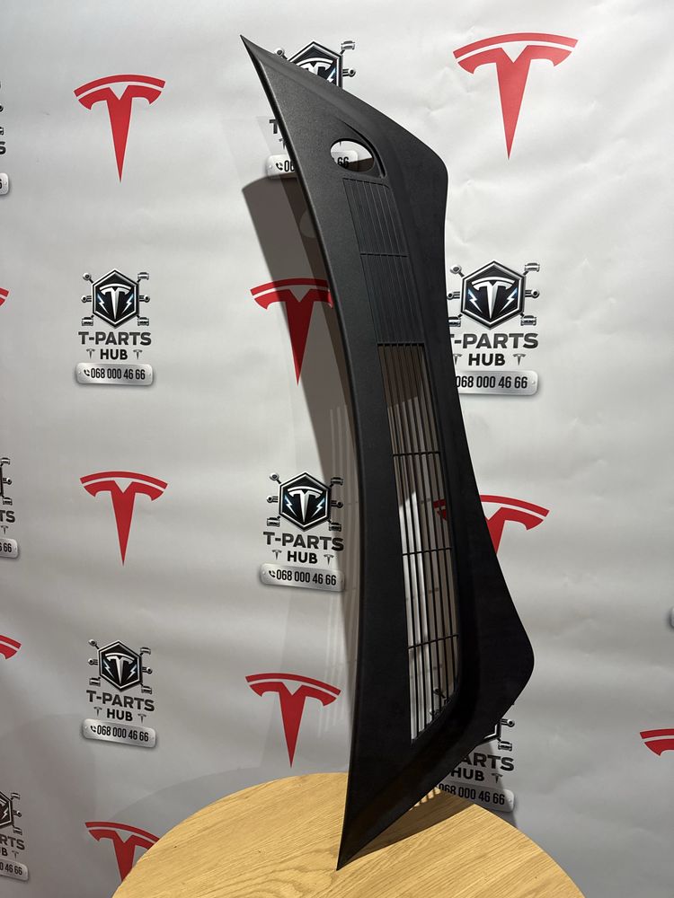 Накладка підкапота. Жабо. Капот. Tesla 3/Y Тесла. Ідеал.