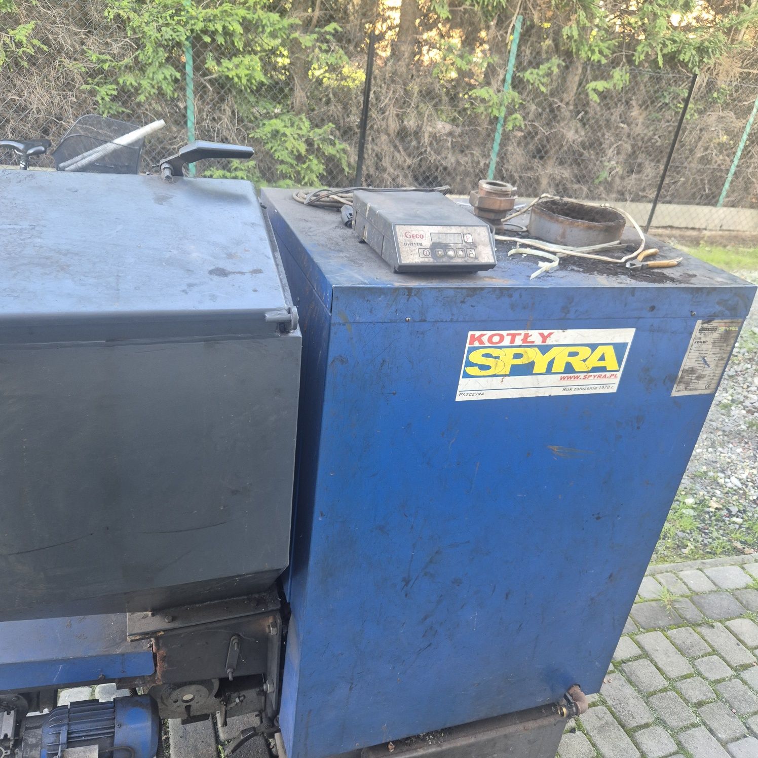 Sprzedam cześci do podajnika tłokowego ,kotła ,piec Spyra 35KW