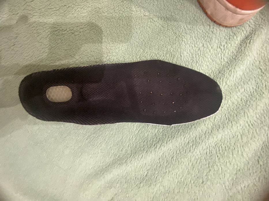 Ботінкі 400 грн плстельці 24,5 см