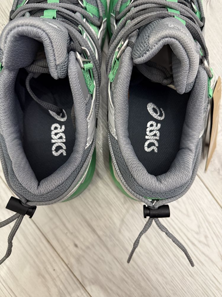 Asics Kahana TR V2 Retro